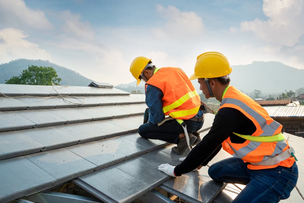 roof repair in Fifth Street TX